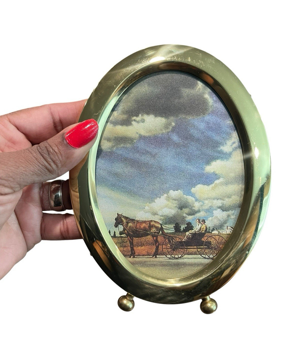 Vintage Gold Metal Oval Picture Frame 3.5 x 5 Photo Minimalist 90s Modern Sleek
